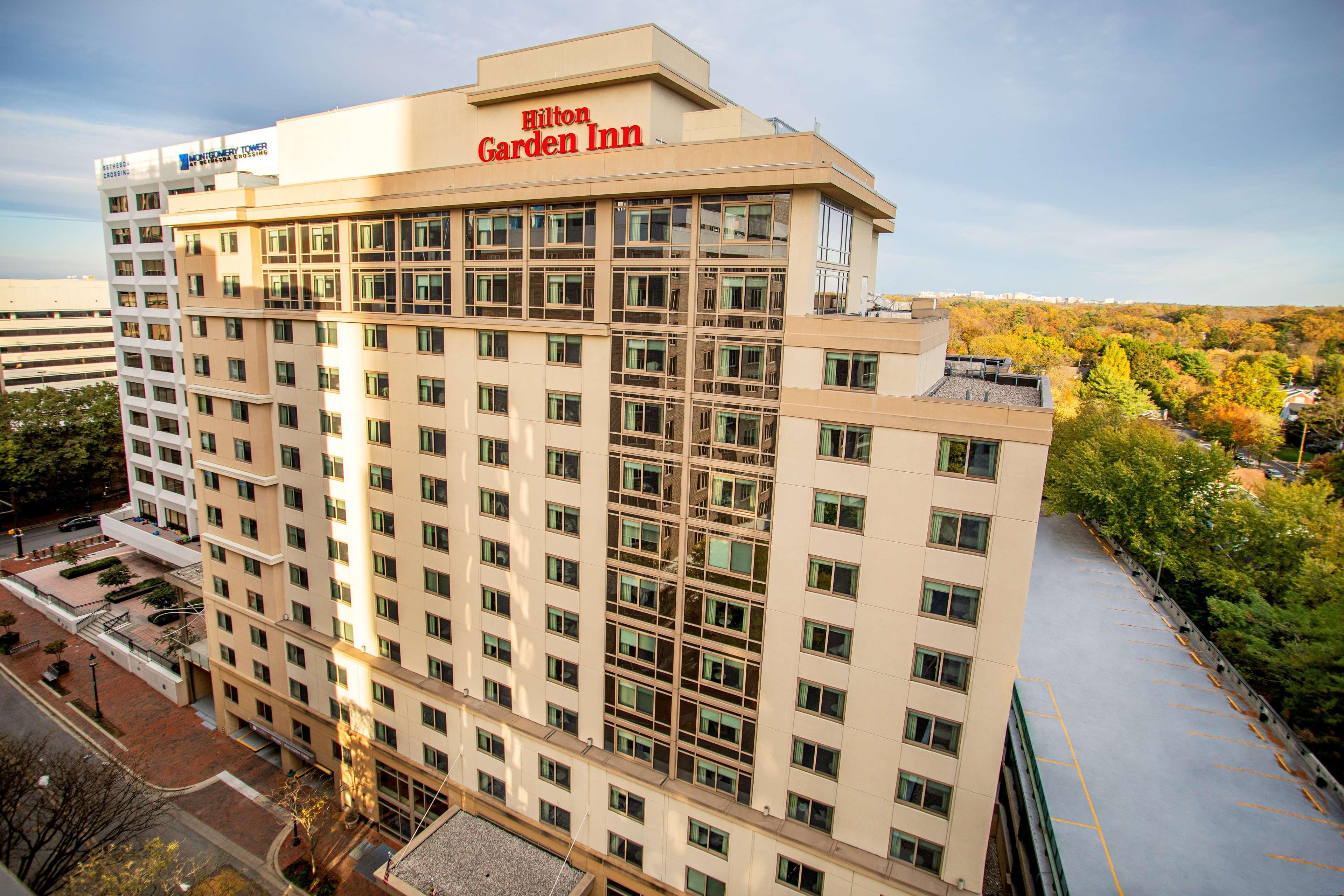 Hilton Garden Inn Bethesda Downtown Exteriör bild